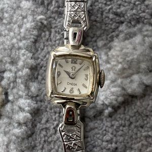 Beautiful Omega Swiss GF 17j Manualwind 1950-60s Ladies Cocktail Wristwatch Runs